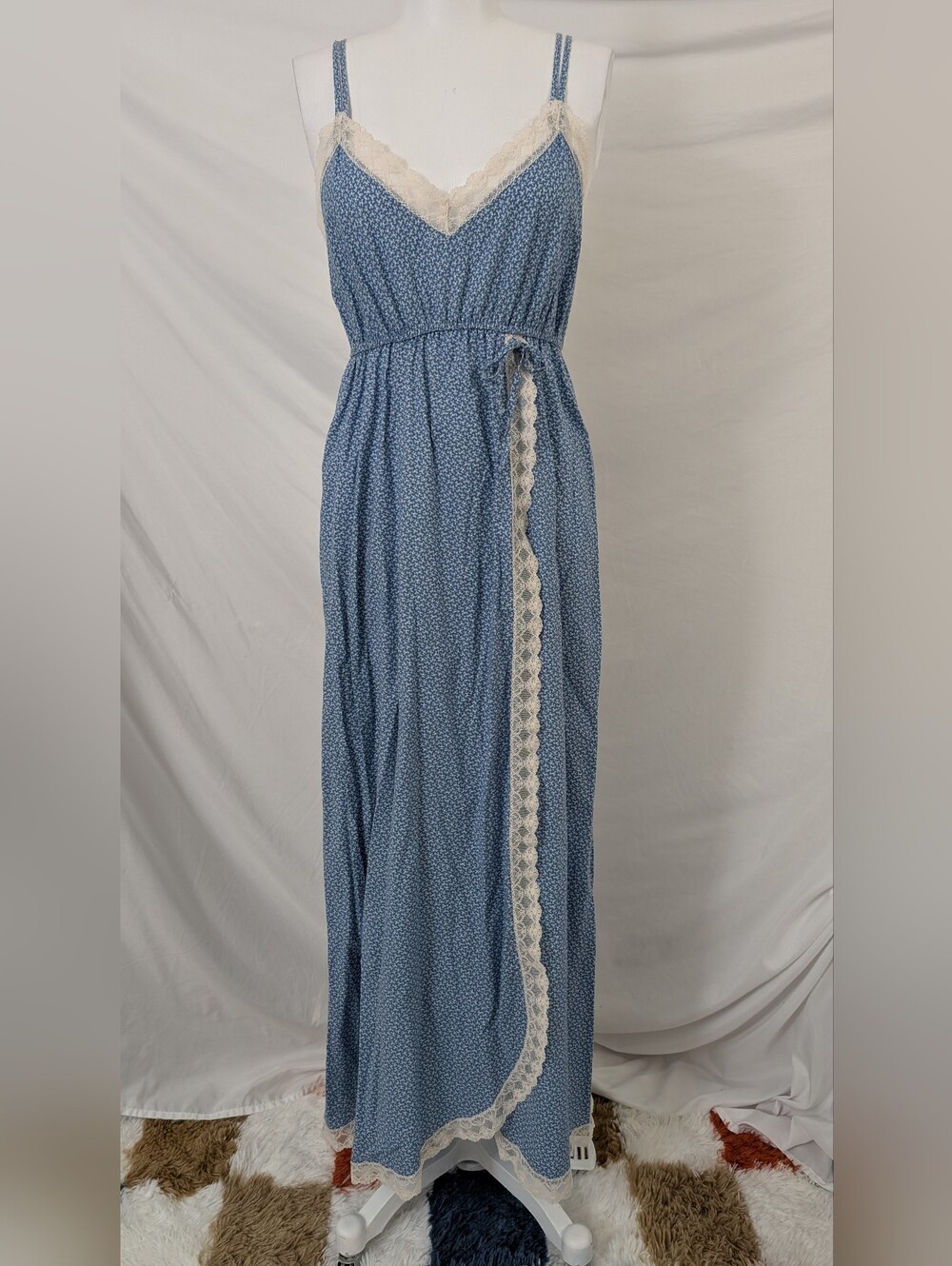 Annie vintage lace trim cotton slip dress - Picture 2 of 15